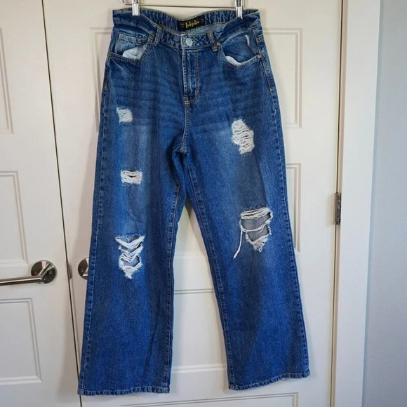 Indigo Rein Womens Skater High Rise Flare Leg 30" W X 32" L Medium Wash‎ 13 - Picture 1 of 4